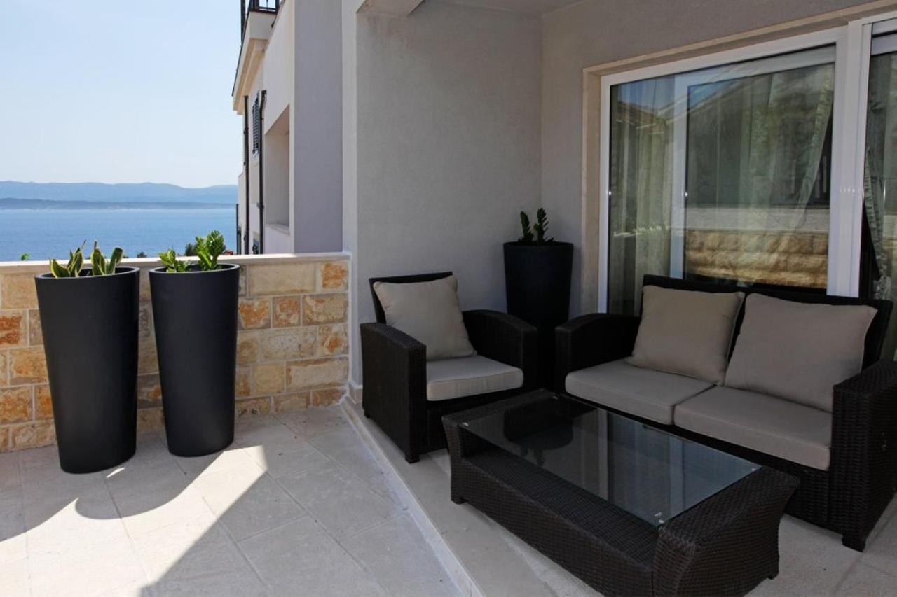 Apartment Bol A6 With Pool From 45 Eur Per Person エクステリア 写真
